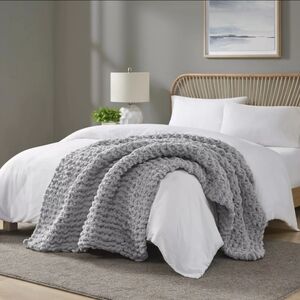 Madison Park Chenille Chunky Knit Throw Blanket Gray 50x60